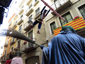 Festes de Primavera de Girona 2018. Penjada del Tarl&agrave;