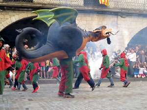Festes de Primavera de Girona 2018. Entrega del Petit Drac Major de Girona