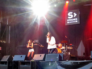 Festival Strenes 2018. Concert de Pupil&middot;les a la pla&ccedil;a Catalunya