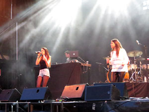 Festival Strenes 2018. Concert de Pupil&middot;les a la pla&ccedil;a Catalunya