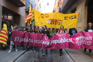 Concentració per la llibertat dels presos polítics a la plaça del Vi