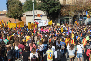 Concentració per la llibertat dels presos polítics a la plaça del Vi