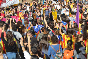 Concentració per la llibertat dels presos polítics a la plaça del Vi