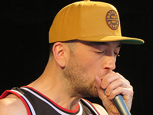 Festival A Capella 2018. Actuaci&oacute; de Beatbox Collective a la pla&ccedil;a de la Independ&egrave;ncia