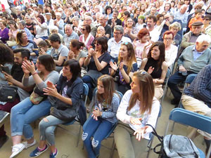 Festival A Capella 2018. Actuaci&oacute; de Beatbox Collective a la pla&ccedil;a de la Independ&egrave;ncia