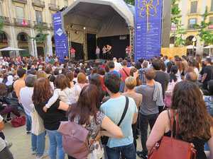 Festival A Capella 2018. Actuaci&oacute; de Beatbox Collective a la pla&ccedil;a de la Independ&egrave;ncia