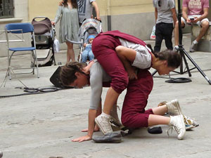 inund'ART 2018. Performance de poesia i dansa del Col·lectiu Tac-Tiq