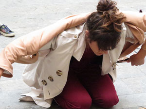 inund'ART 2018. Performance de poesia i dansa del Col&middot;lectiu Tac-Tiq