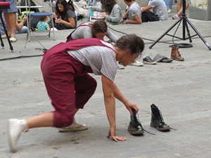 inund'ART 2018. Performance de poesia i dansa del Col&middot;lectiu Tac-Tiq