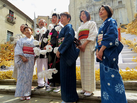 Temps de Flors 2018. Grup d'asi&agrave;tics a la inauguraci&oacute; de la 63ena. edici&oacute;