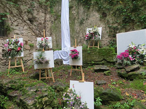 Temps de Flors 2018. Muntatge floral al Pati dels Rabins del Centre Bonastruc &ccedil;a Porta