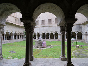 Temps de Flors 2018. Muntatges florals als claustres de la Catedral
