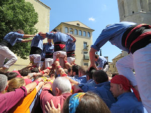 Temps de Flors 2018. Diada Castellera a la pla&ccedil;a de Sant Feliu amb els Marrecs de Salt, els Xics de Granollers, i els Sagals d�Osona