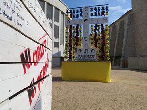 Temps de Flors 2018. Instal·lació floral 'Processó per la Llibertat' a la plaça dels Manaies