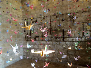 Temps de Flors 2018. Decoracions orientals al primer pis de l'edifici de les Sarra&iuml;nes