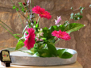 Temps de Flors 2018. Decoracions orientals al primer pis de l'edifici de les Sarra&iuml;nes