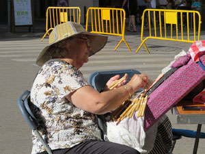 Festival Undàrius 2018. Trobada de puntaires a la plaça de Sant Feliu