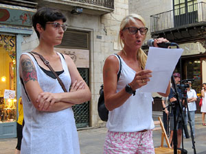 Concentraci&oacute; a la pla&ccedil;a del Vi el dilluns 30 de juliol 2018