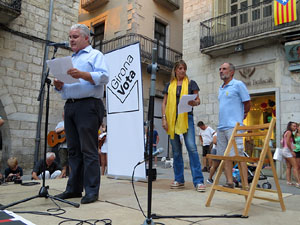 Concentraci&oacute; a la pla&ccedil;a del Vi el dilluns 30 de juliol 2018