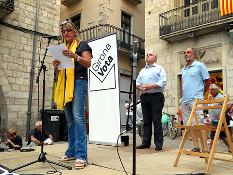 El parlament de Gl&ograve;ria Plana, d�Avancem per Girona