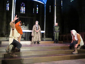 Representació de la Consueta de Sant Jordi cavaller a la nau gòtica de la Catedral. Diada de Sant Jordi 2018