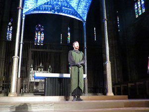 Representació de la Consueta de Sant Jordi cavaller a la nau gòtica de la Catedral. Diada de Sant Jordi 2018