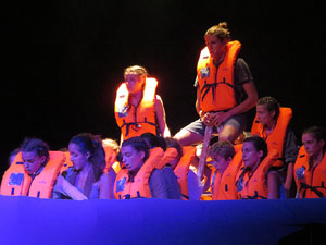 FITAG 2018 - Representació de l'obra Europa, a càrrec de Cràdula Teatre i el Cor Preludi, al Teatre Municipal