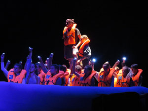 FITAG 2018 - Representació de l'obra Europa, a càrrec de Cràdula Teatre i el Cor Preludi, al Teatre Municipal