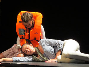 FITAG 2018 - Representació de l'obra Europa, a càrrec de Cràdula Teatre i el Cor Preludi, al Teatre Municipal