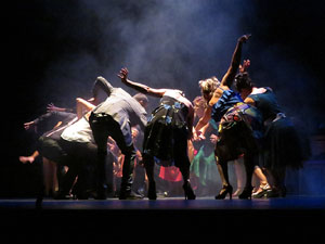 FITAG 2018 - Representaci&oacute; de l'obra Oceans, a c&agrave;rrec del grup El Mirall, de Blanes, al Teatre Municipal