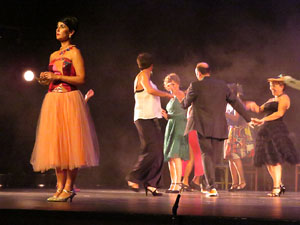 FITAG 2018 - Representaci&oacute; de l'obra Oceans, a c&agrave;rrec del grup El Mirall, de Blanes, al Teatre Municipal