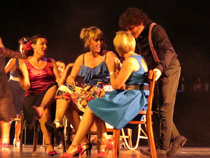 FITAG 2018 - Representaci&oacute; de l'obra Oceans, a c&agrave;rrec del grup El Mirall, de Blanes, al Teatre Municipal