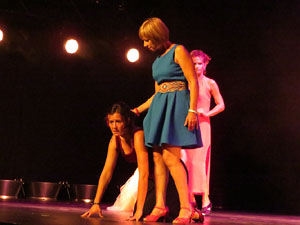 FITAG 2018 - Representaci&oacute; de l'obra Oceans, a c&agrave;rrec del grup El Mirall, de Blanes, al Teatre Municipal