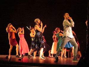 FITAG 2018 - Representaci&oacute; de l'obra Oceans, a c&agrave;rrec del grup El Mirall, de Blanes, al Teatre Municipal