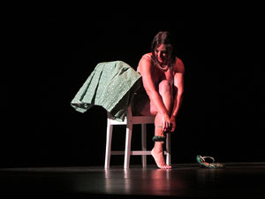 FITAG 2018 - Representació de l'obra 'Persona, yo y nosotros al mismo tiempo', del grup La Peseta Teatro, al Teatre Municipal
