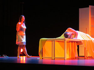 FITAG 2018 - Representació de l'obra 'Persona, yo y nosotros al mismo tiempo', del grup La Peseta Teatro, al Teatre Municipal