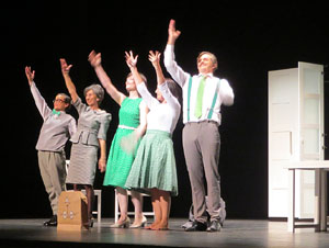 FITAG 2018 - Representació de l'obra 'Persona, yo y nosotros al mismo tiempo', del grup La Peseta Teatro, al Teatre Municipal