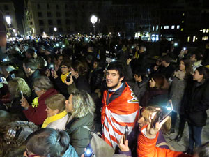 Il&middot;lumina la Llibertat. Acci&oacute; de protesta pels quatre mesos de pres&oacute; de Jordi Cuixart i Jordi S&aacute;nch