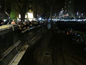 Il&middot;lumina la Llibertat. Acci&oacute; de protesta pels quatre mesos de pres&oacute; de Jordi Cuixart i Jordi S&aacute;nch