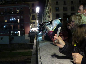 Il&middot;lumina la Llibertat. Acci&oacute; de protesta pels quatre mesos de pres&oacute; de Jordi Cuixart i Jordi S&aacute;nch