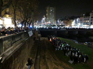 Il&middot;lumina la Llibertat. Acci&oacute; de protesta pels quatre mesos de pres&oacute; de Jordi Cuixart i Jordi S&aacute;nch