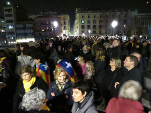 Il&middot;lumina la Llibertat. Acci&oacute; de protesta pels quatre mesos de pres&oacute; de Jordi Cuixart i Jordi S&aacute;nch