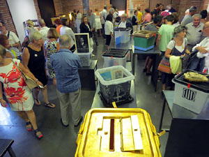 Inauguració de l'exposició '55 urnes per la Llibertat' a la Casa de la Catalanitat de Perpinyà