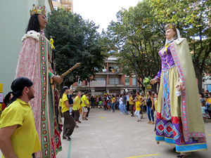 Commemoraci&oacute; de l'1-O al Col&middot;legi Verd