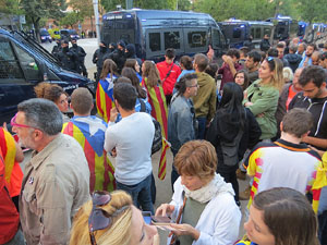 Concentraci&oacute; per l'1-O davant la subdelegaci&oacute; del Gobierno a Jaume I