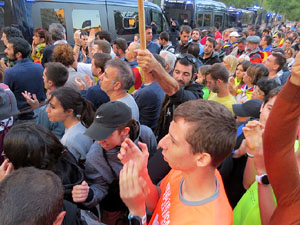 Concentraci&oacute; per l'1-O davant la subdelegaci&oacute; del Gobierno a Jaume I