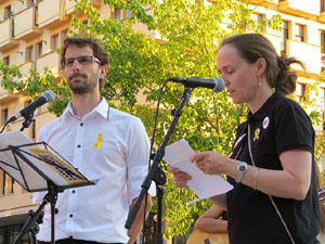 Concentració a la plaça de Santa Susanna per la llibertat dels presos polítics, amb Montse Puigdemont Casa