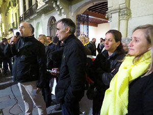 Concentraci&oacute; a la pla&ccedil;a del Vi per la llibertat dels presos pol&iacute;tics, amb la Polif&ograve;nica de Girona