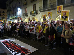 Concentració a la plaça del Vi per la llibertat dels presos polítics, amb Joanjo Bosk