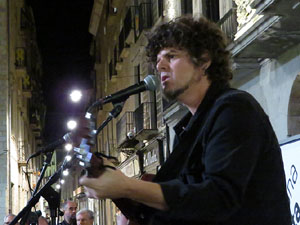 Concentració a la plaça del Vi per la llibertat dels presos polítics, amb Joanjo Bosk